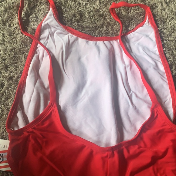 Get your SQUAD together for a party - Picture 7 of 8